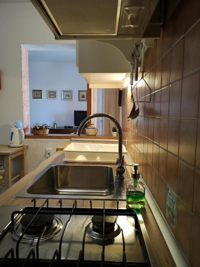 Apartments Lili I Башка Екстер'єр фото
